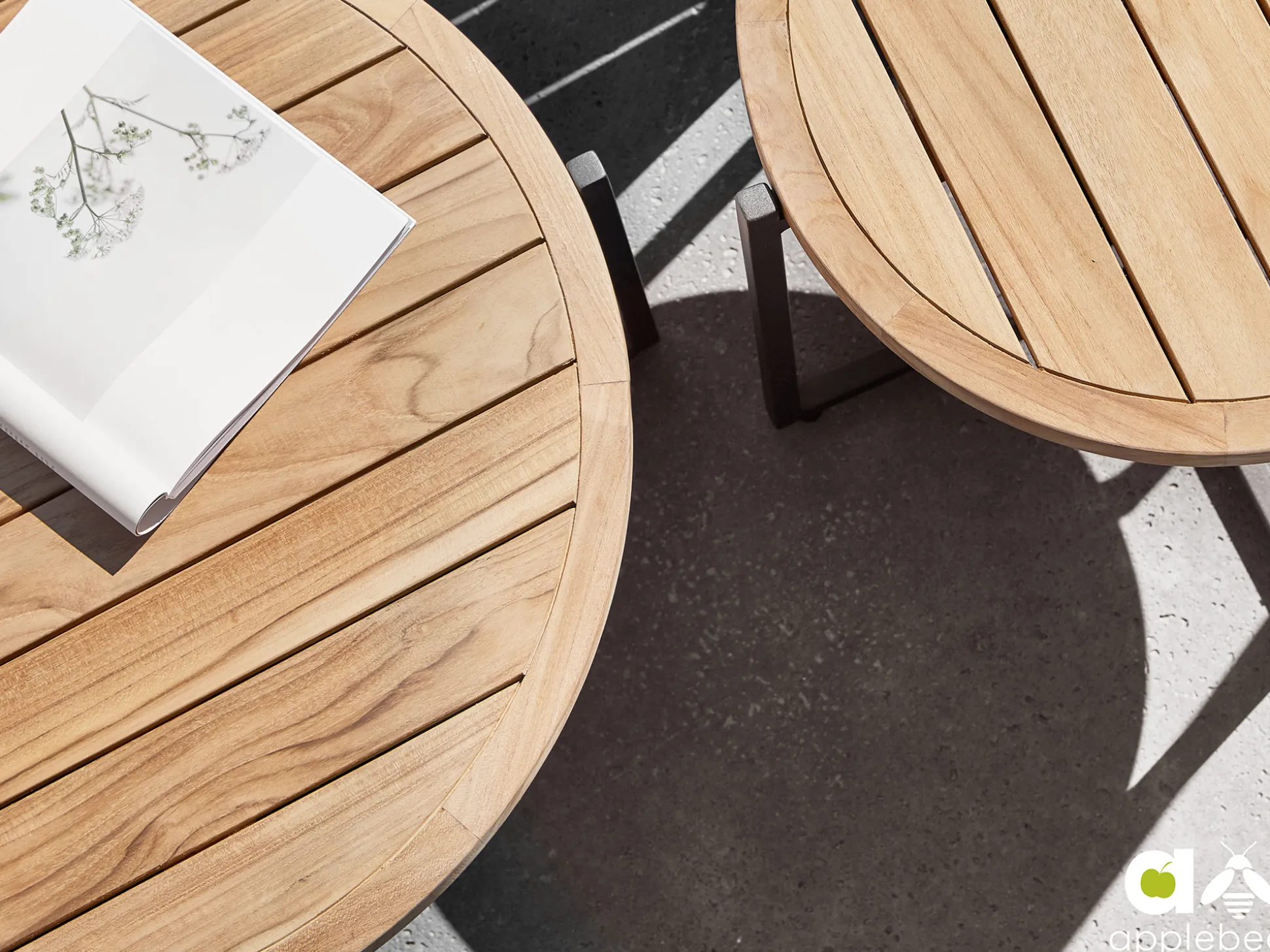 Apple Bee Condor lounge tuintafel ø 54cm (h: 50)