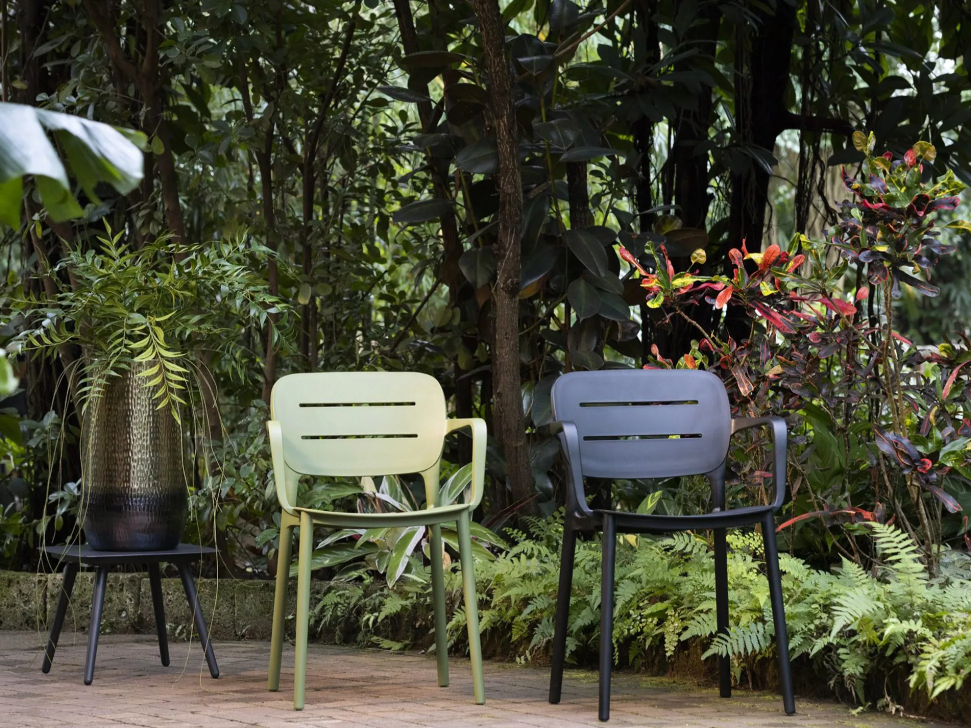 Forza Pazzia dining tuinstoel stapelbaar