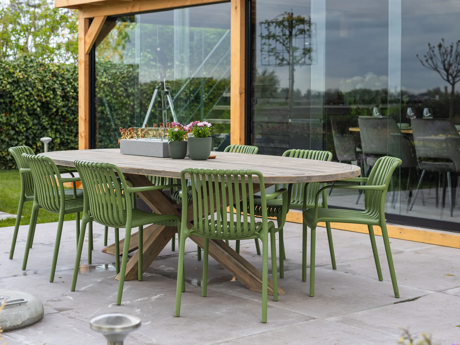 ROUGH-Y Ellips dining tuintafel 280x130cm