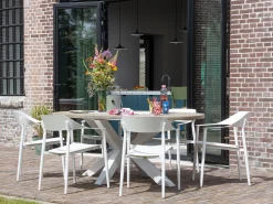 ROUGH-Y Ellips dining tuintafel 200x110cm
