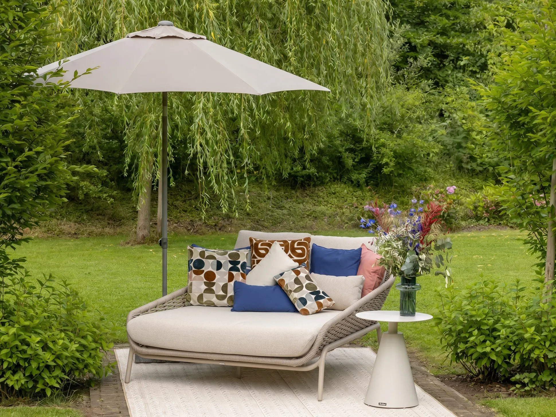 SUNS Casto daybed