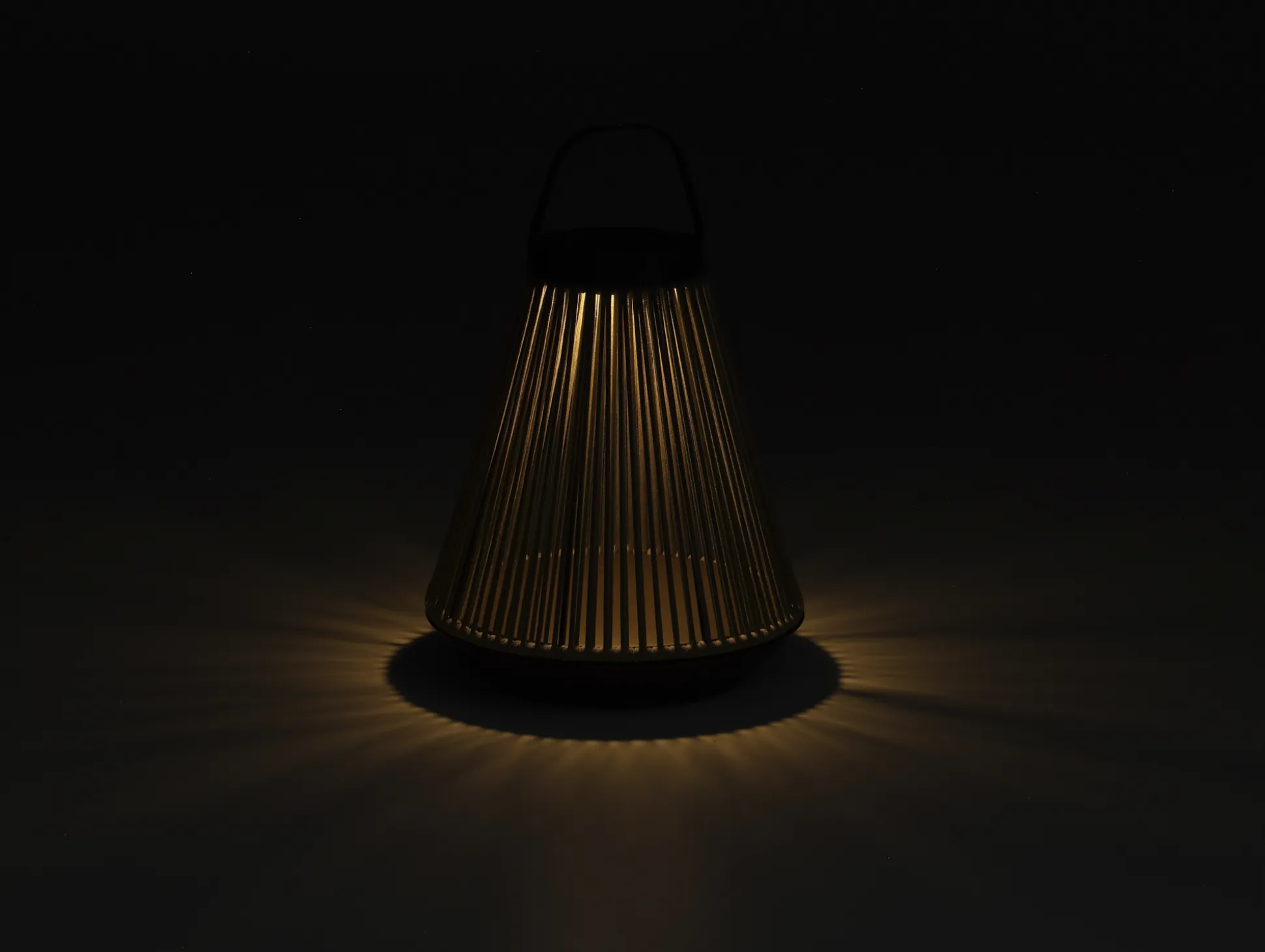 SUNS Eden L lantaarn solar ø 55,5cm (h: 81,4cm)